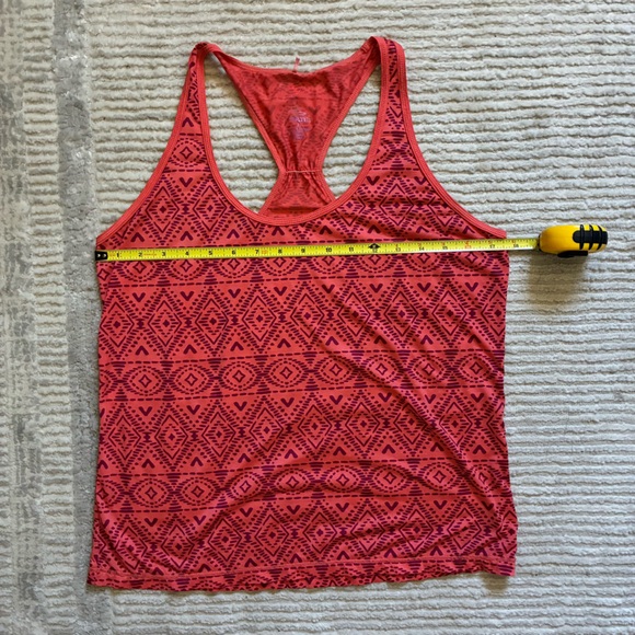 PraNa Luca Geometric Pattern Racerback Performance Tank Top - Picture 6 of 7